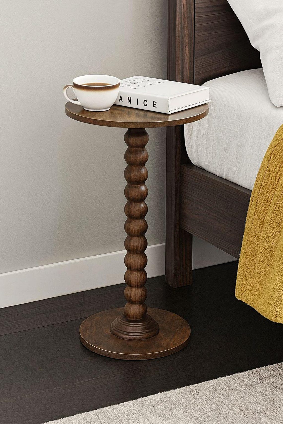 Round Wooden Accent Side Table with Carved Spindle Side Table– Small Sofa End Table, Modern Bedside Coffee Table for Living Room & Bedroom